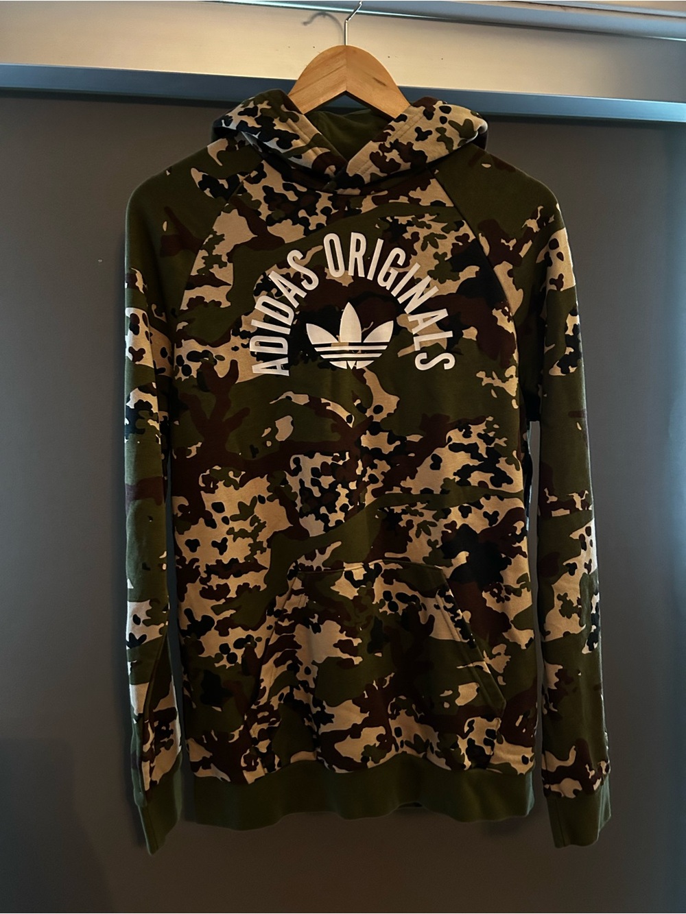 Adidas Originals Kids/Teen XL/ Adult S-M Long Camo Hoodie Unworn -make an offer!
